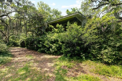 Rare opportunity to own a large 1.5-acre waterfront lot on - photo 7