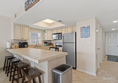 Welcome to paradise at Lei Lani Condominiums! This stunning - photo 13