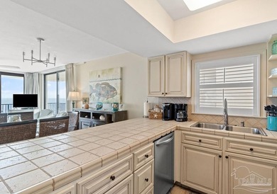 Welcome to paradise at Lei Lani Condominiums! This stunning - photo 14