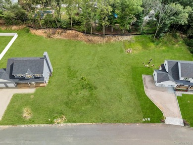 New Construction Colonial - To Be Built. 4 Bedrooms, 2.5 - photo 8