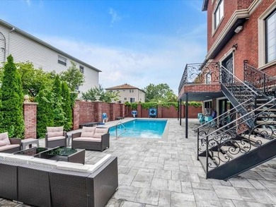 A rare opportunity to own a masterfully built custom residence - photo 22