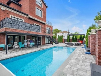 A rare opportunity to own a masterfully built custom residence - photo 23