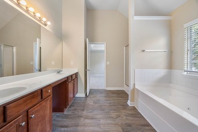 21 Avery Drive welcomes you home! This move-in ready home offers - photo 28