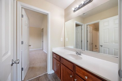 21 Avery Drive welcomes you home! This move-in ready home offers - photo 31