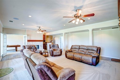 Experience extraordinary lakefront living in this stunning - photo 34