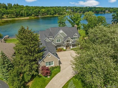 Lower Long Lake Home For Sale in Bloomfield Hills Michigan