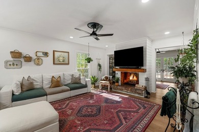 *** EXTERIOR JUST PAINTED, QUARTZ COUNTERTOPS ADDED TO - photo 10