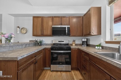 Seller financing available! This beautifully updated, fully - photo 10