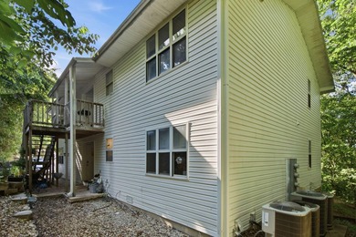Fully leased 4-plex in the heart of Branson! All four units are - photo 5