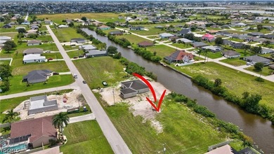 Located in Northwest Cape Coral, this canal front lot is ready - photo 3