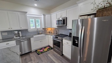 Live the resort lifestyle you've always wanted! This stunning - photo 5