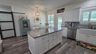 Live the resort lifestyle you've always wanted! This stunning - photo 6