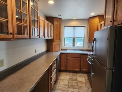Located on a dead end with a boat ramp to beautiful emerald - photo 3