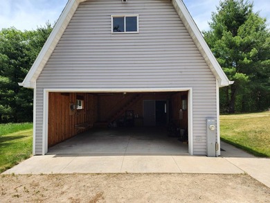 Located on a dead end with a boat ramp to beautiful emerald - photo 8