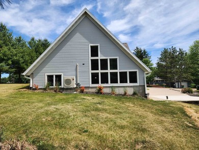 Located on a dead end with a boat ramp to beautiful emerald - photo 10