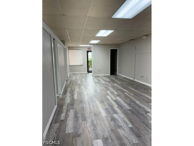 First floor unit at this great office building location in the - photo 5
