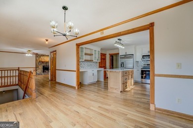 Deeded Move-In Ready Jackson Lake Home in a Deep-Water Cove - photo 27