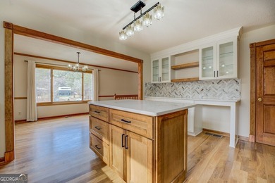 Deeded Move-In Ready Jackson Lake Home in a Deep-Water Cove - photo 31