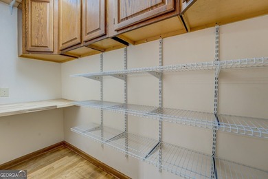 Deeded Move-In Ready Jackson Lake Home in a Deep-Water Cove - photo 36