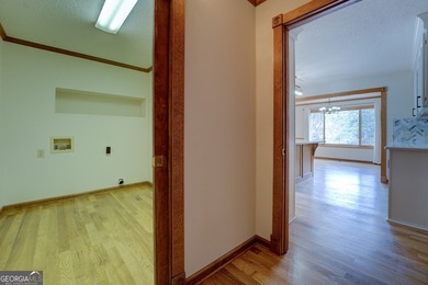 Deeded Move-In Ready Jackson Lake Home in a Deep-Water Cove - photo 38