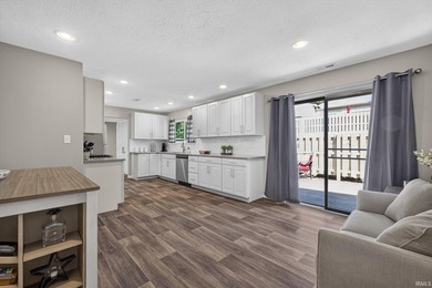 If you are looking for carefree living in a golf course - photo 9