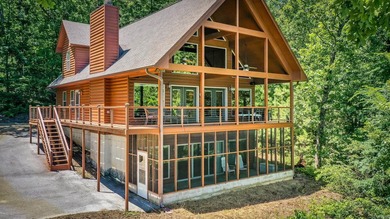 Greers Ferry Lake Home For Sale in Higden Arkansas
