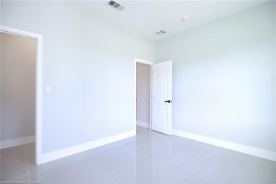 Brand New construction offering 4 bedrooms, 2 bathrooms, and a - photo 4