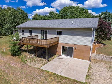 Built in 2014 and situated on a secluded 0.94-acre lot, this - photo 6