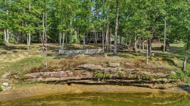 Charming 1 bed/1 bath updated cottage on Smith Lake, move-in - photo 4
