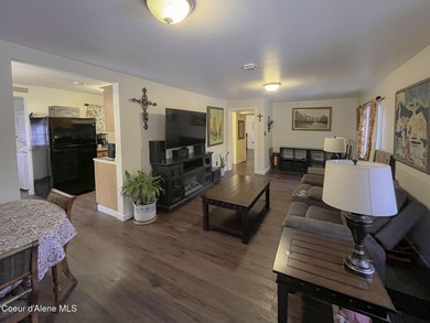 Lake Pend Oreille Home Sale Pending in Clark Fork Idaho