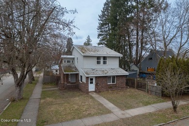 Lake Home For Sale in Coeur d Alene, Idaho