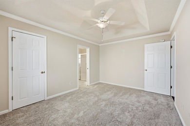 Welcome home to this beautifully updated 3-bedroom, 2-bath - photo 12