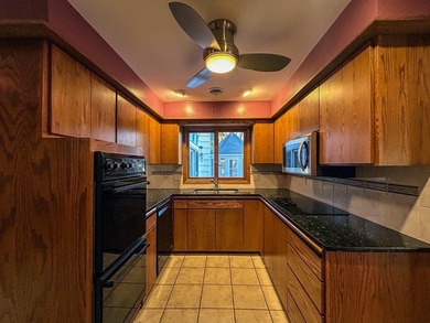 spacious contemporary one-owner estate in the heart of Paddock - photo 13