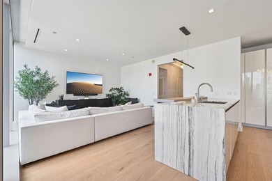 Experience unparalleled luxury at The Residences at The St - photo 13