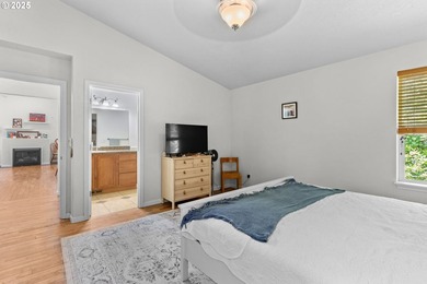 Rare opportunity outside the tsunami zone with panoramic views - photo 13