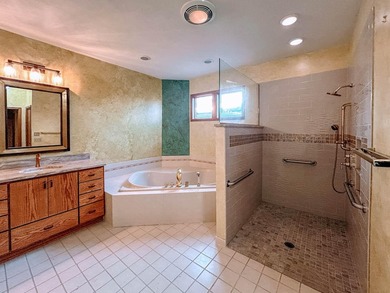 spacious contemporary one-owner estate in the heart of Paddock - photo 22