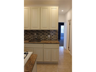 Welcome to 2973 Harding Avenue, a beautifully maintained - photo 26