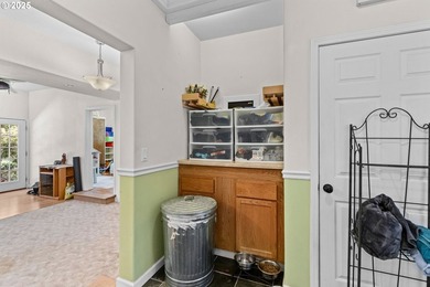 Rare opportunity outside the tsunami zone with panoramic views - photo 29