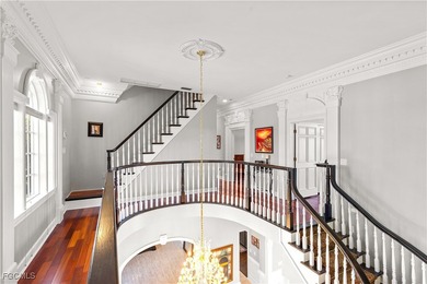 YOU WILL BE AMAZED AT THE ARCHITECTUAL DESIGN AND CRAFTSMANSHIP - photo 33