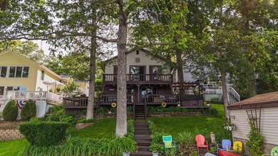 Crooked Lake - Steuben County Home For Sale in Angola Indiana