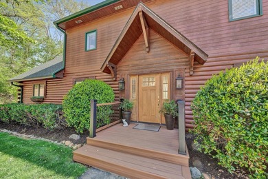 Lakefront property , 4 Bed 3 Bath log-style home in Lakeshore - photo 10