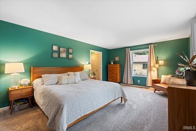 Welcome to this beautifully maintained waterfront ranch in the - photo 20