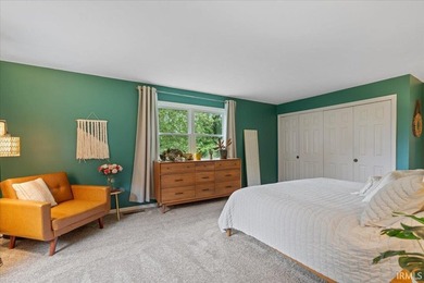 Welcome to this beautifully maintained waterfront ranch in the - photo 21
