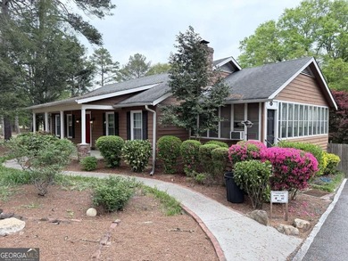 Welcome to your private riverfront retreat in the highly - photo 3