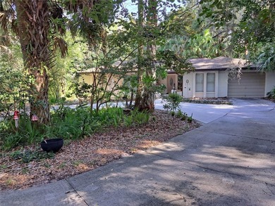 Stunning country charm with lots of privacy, this 3 bedroom 2 - photo 3