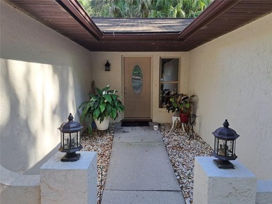 Stunning country charm with lots of privacy, this 3 bedroom 2 - photo 4