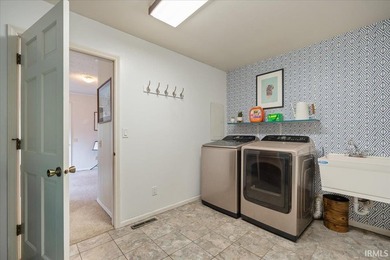 Welcome to this beautifully maintained waterfront ranch in the - photo 25
