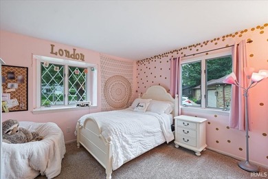 Welcome to this beautifully maintained waterfront ranch in the - photo 29