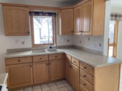 VRP $825,000-$850,000 Stop dreaming and start living. This - photo 6