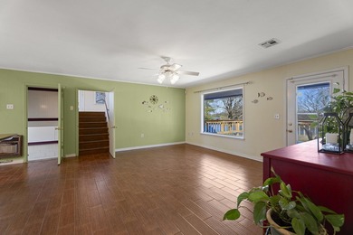 Welcome to your private lakeside retreat on beautiful Lake - photo 7